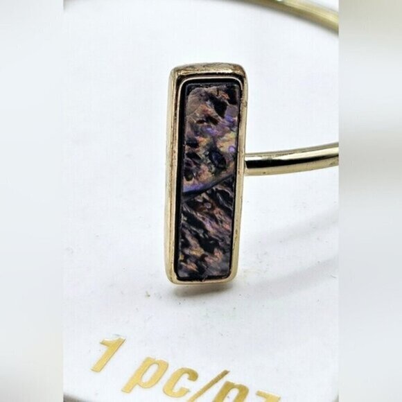 Bead Landing Signature Natural Shell Bracelet Nickle Free. - Picture 6 of 6